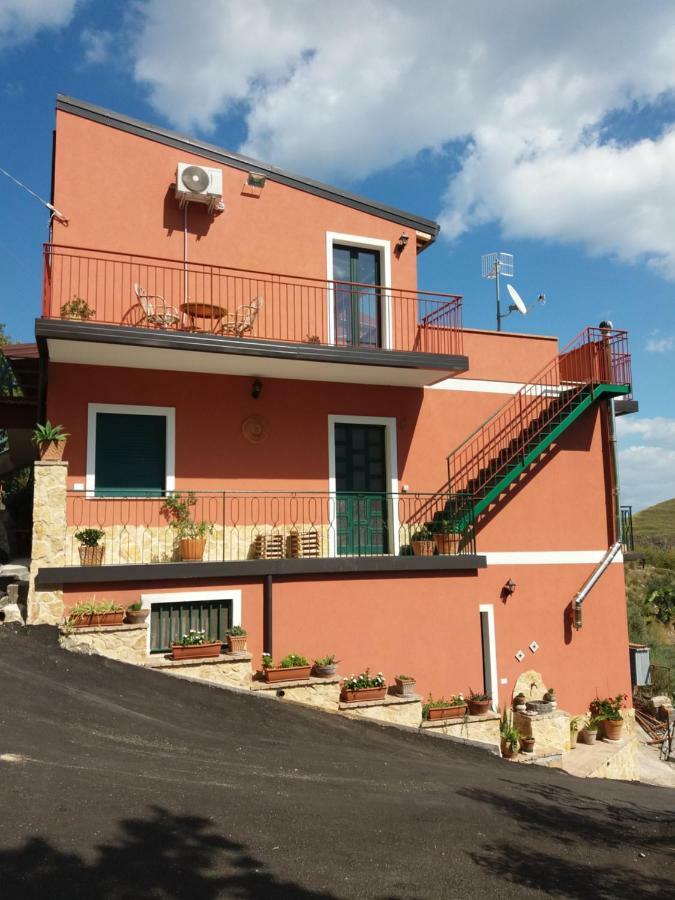 Villa Le Stelle Di Casa Leonardo Castelmola Exterior foto
